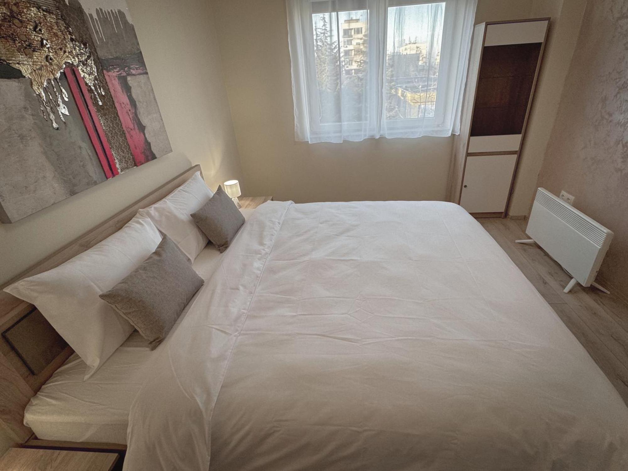 Restful Apartment For 4 Guests In Burgas ภายนอก รูปภาพ