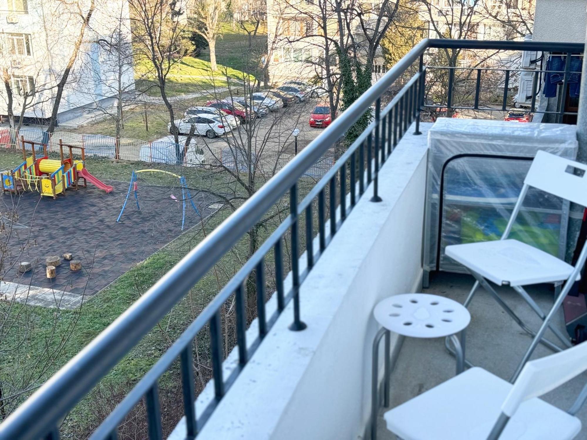 Restful Apartment For 4 Guests In Burgas ภายนอก รูปภาพ