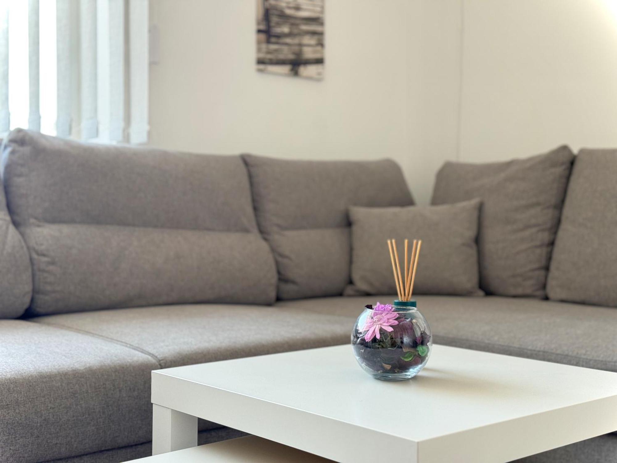 Restful Apartment For 4 Guests In Burgas ภายนอก รูปภาพ