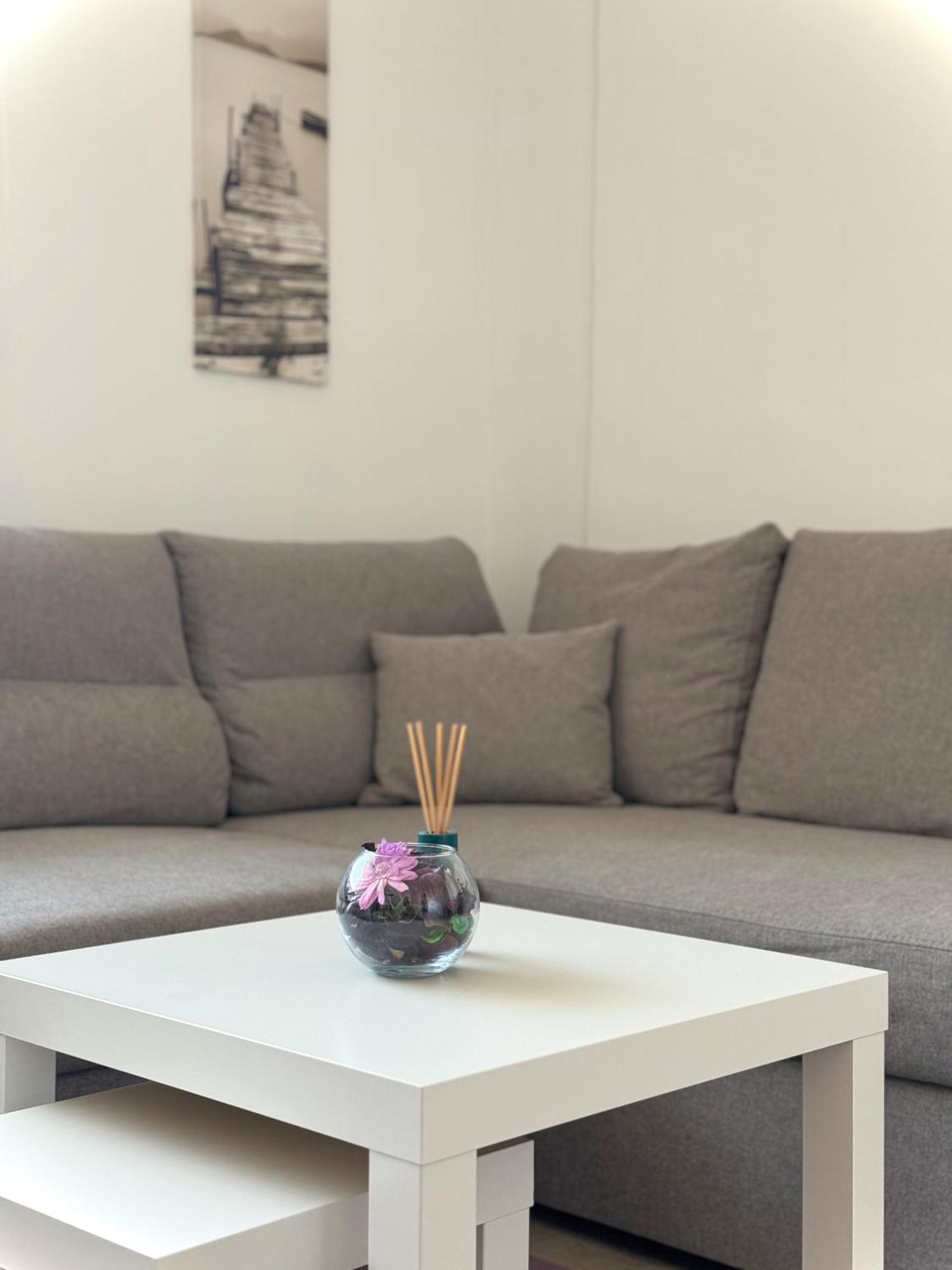Restful Apartment For 4 Guests In Burgas ภายนอก รูปภาพ